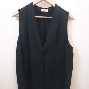 BABATON Sleeveless Blouse